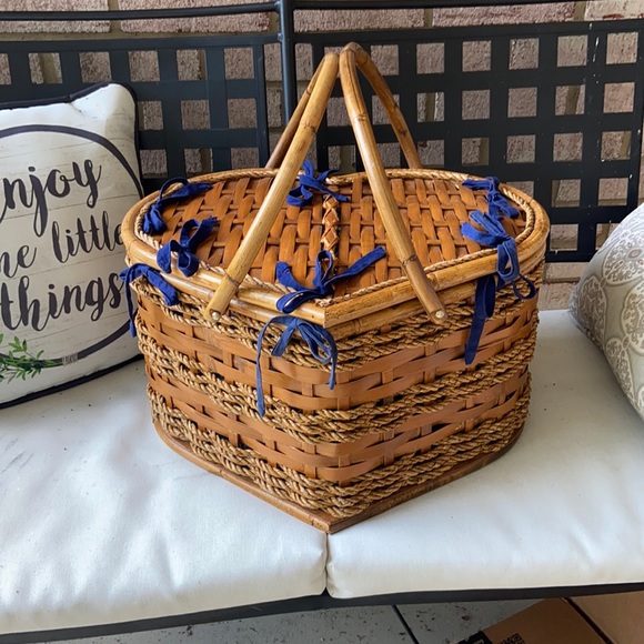 Vintage Wicker Rattan Large Heart Basket